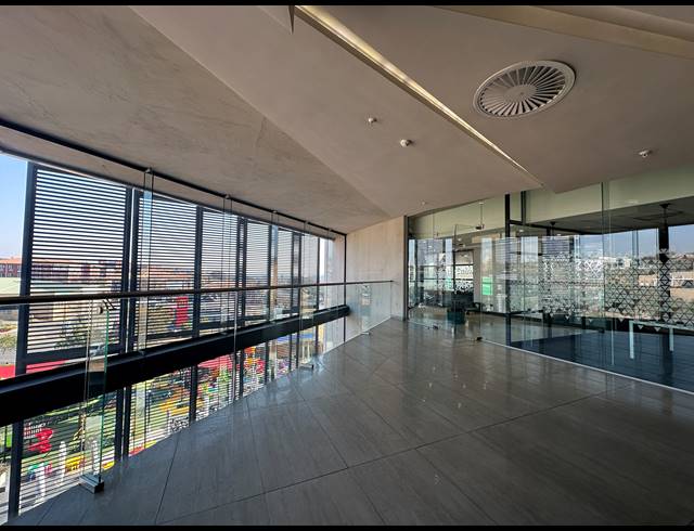 710.70M² OFFICE TO LET IN CENTURION CENTRAL